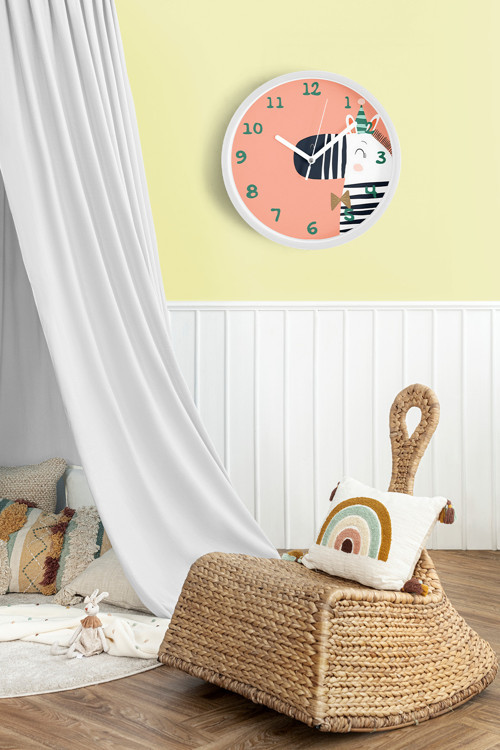 Süslü Zebra Çocuk Odası Duvar Saati - 25Cm - Önü Camlı Beyaz Kasa - Sessiz Mekanizma