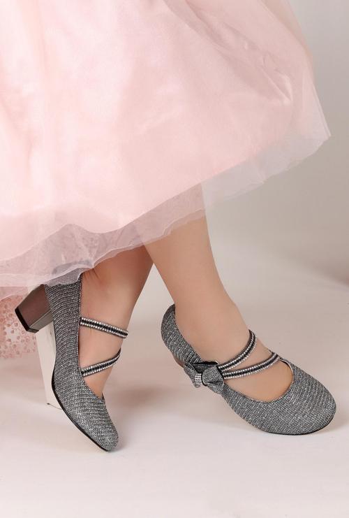 750 Çupra Günlük Kız Çocuk 4 Cm Topuklu Babet Ayakkabı Platin