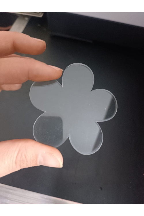 20 Adet Şeffaf Pleksi Papatya Modeli Papatya Deseni 7 Cm Boş Şeffaf Pleksi Süslemeye Uygun