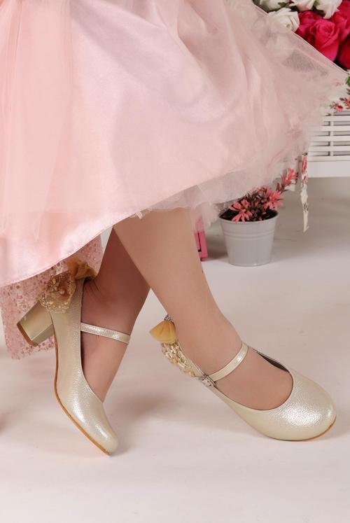 Günlük Kız Çocuk 4 Cm Topuklu Ayakkabı 754 Vakko Altın