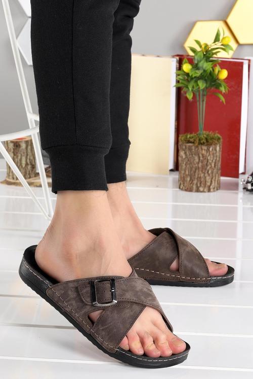 Günlük Kemerli Erkek Terlik Ary 36-486 Kahverengi