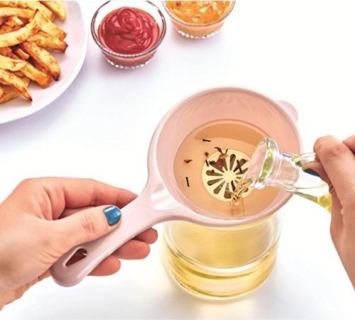 Pratik İnce Elekli Mutfak Gereci Sıvı Yağ Süzgeci 