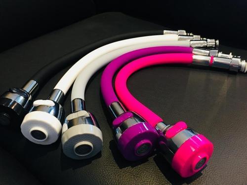 Renkli Silikonlu Oynar Başlıklı 2 Fonksiyonlu Spiral Musluk Başlığı