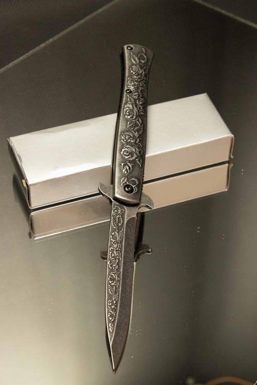 22 cm Gül Gravür Çakı Siyah 