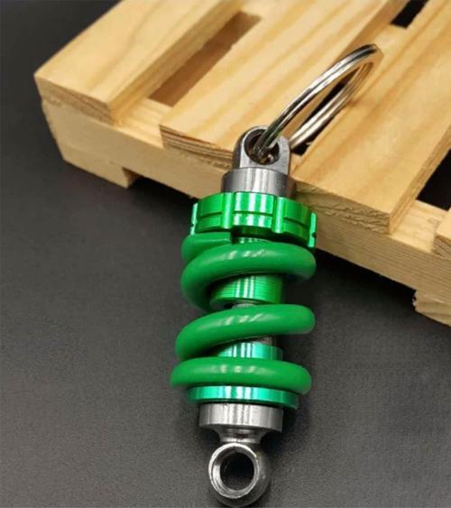 Oto Araba Anahtarlık Coilover Ayarlanabilir Yeşil Yaylı Metal