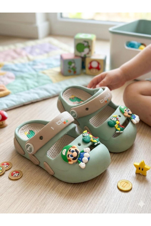 Erkek & Kız Çocuk Sandalet Ultra Yumuşak Esnek Kaymaz Taban Figürlü Yazlık Model Terlik PastelYeşili Camel