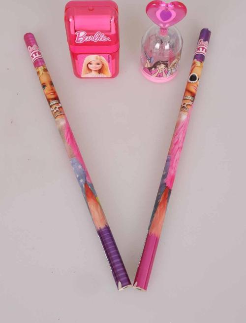 LİSANSLI BARBIE " PINK LOVE " SETİ 2'Lİ TAŞLI KURŞUN KALEM , SÜPÜRGELİ SİLGİ VE KALEMTRAŞ