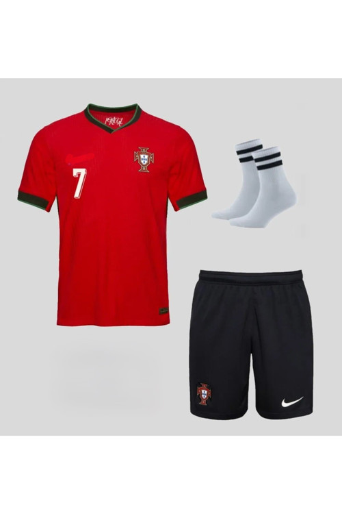 Kırmızı Ronaldo Milli Takım Portekiz .2024 Sezon Retro Çocuk Forma Takımı Çorap Hediye