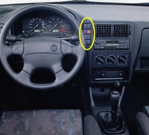 VW Polo HB 1994-1999 Torpido Teyp Çerçevesi Kör Kapak 6K0957087A