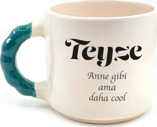Teyze Baskılı Yeşil Kulplu Boncuk Kupa