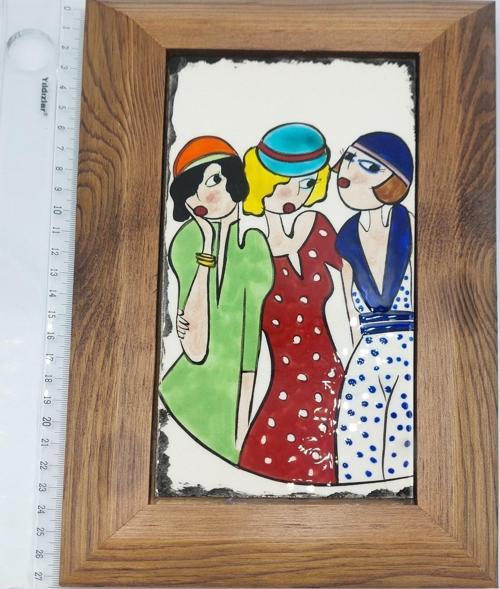 3 Kız Desenli Iznik Cinisi