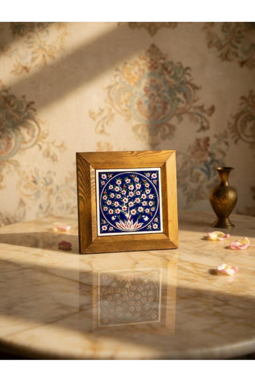 Naturel Glow El Yapımı Kabartma İznik Çini Hayat Agacı Desenli Ahşap Çerçeveli Dekoratif Duvar Panosu 16X16