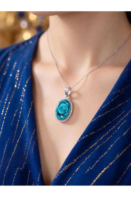 Naturel Glow Vintage Tasarım Turkuaz Doğal Taş Görünümlü Oval Kolye El İşçiliği Gümüş Renk Çerçeveli Kolye Ucu