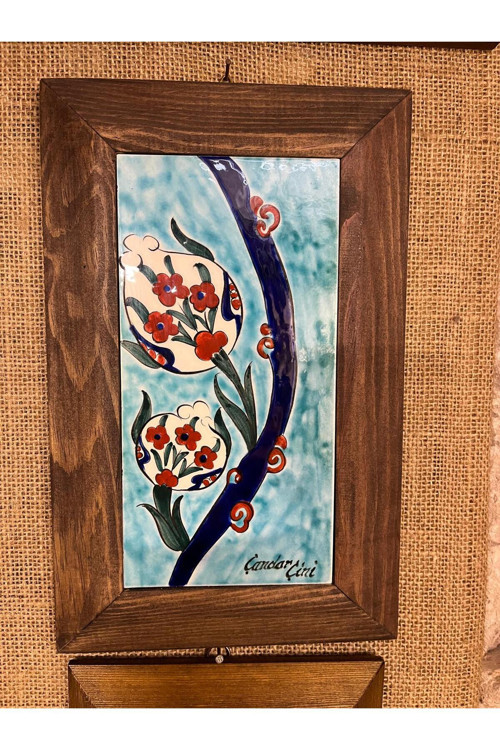 Naturel Glow El Yapımı İznik Çini Lale-Çiçek Desenli Ahşap Çerçeveli Pano-Duvar Tablosu