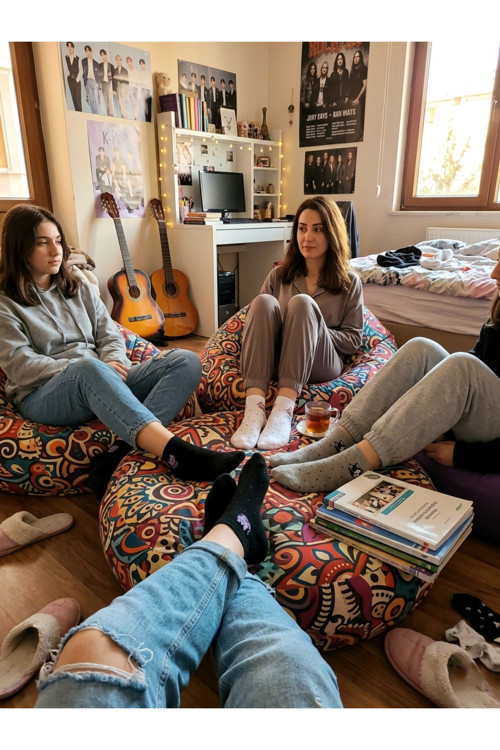 Heren Kedi Detaylı 4'Lü Dikişsiz Kadın Patik