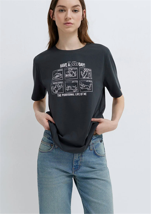 Y26 M1613876-83620 Gri İnce Çizgili Kadın Regular Kedi Baskılı T-shirt