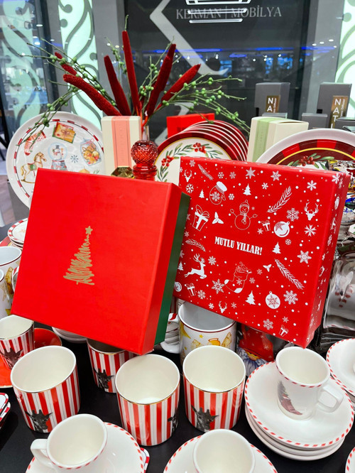 Özel Baskı İkili 20x20 cm Dekoratif Hediye Kutusu Çam Ağacı ve Happy Newyear Desen