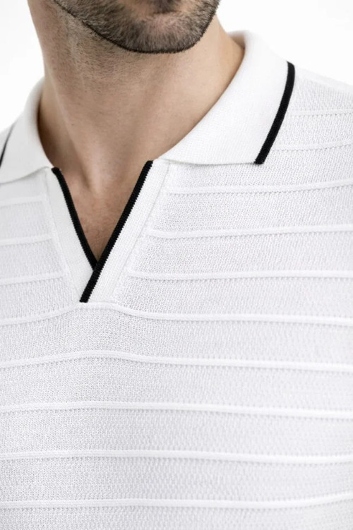 Erkek Triko Kumaş Yakalı Düğmesiz Açık Yaka Fitilli Kısa Kollu Regular Fit Tişört T-shirt - Beyaz - L - Beyaz