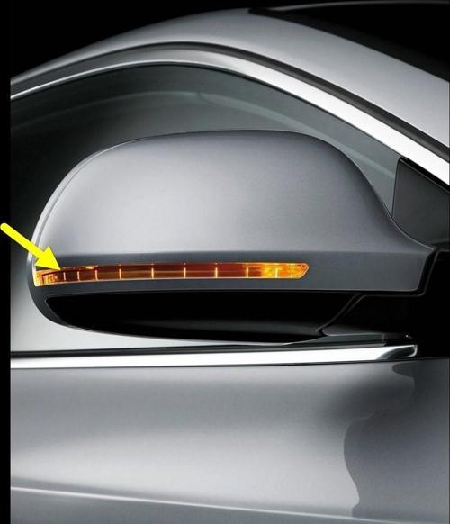 Audi A4 2009-2012 Sağ Dış Dikiz Aynası Led Sinyal Lambası 8K0949102C