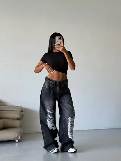 Füme Lazer Yıkamalı Yırtık Baggy Jean – Asi ve Vintage Sokak Tarzı