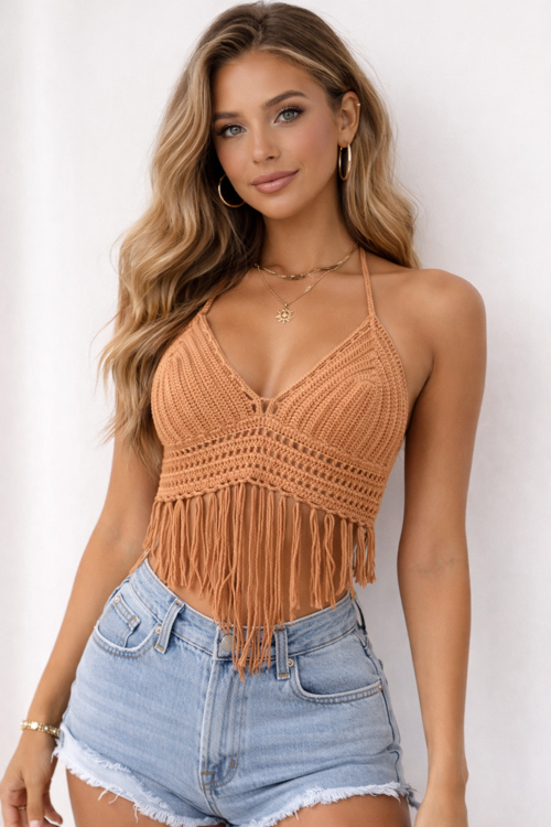 Püsküllü Örgü Crop Top