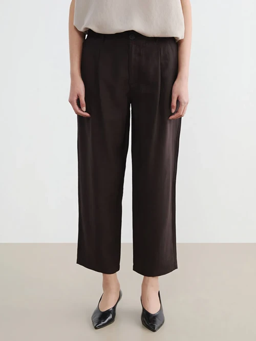 Kahverengi Loose Fit Kadın Pileli Kumaş Pantolon