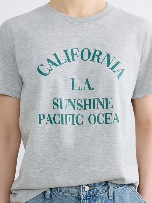 Gri Bisiklet Yaka California Baskılı Kadın Tişört