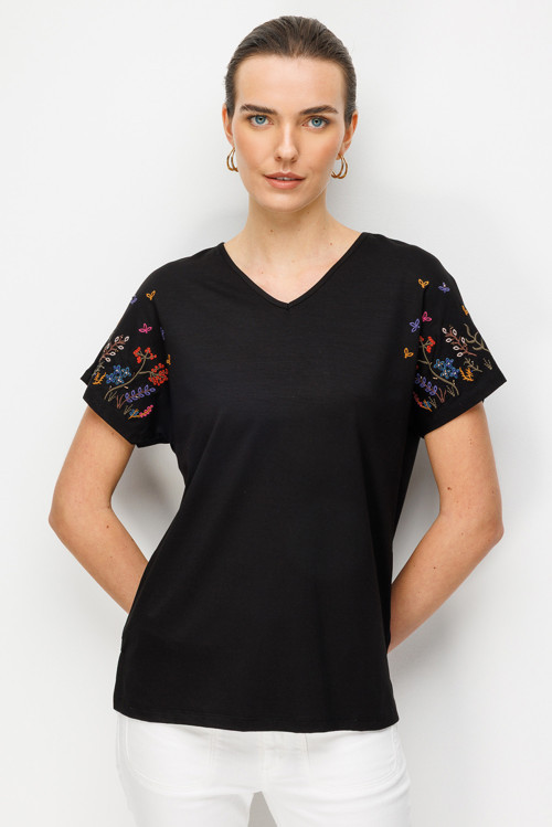 Kadın V Yaka Nakış İşlemeli Düşük Kollu Penye T-Shirt 26703 Siyah