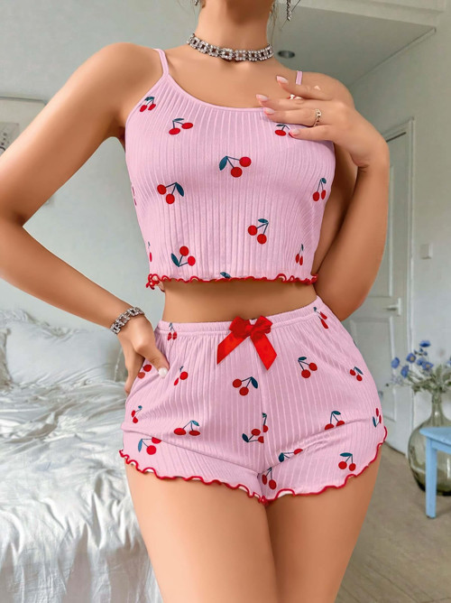 Pembe Kiraz Desenli Askılı Şortlu Pijama Takım