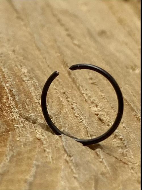 Siyah Halka Gümüş Hızma