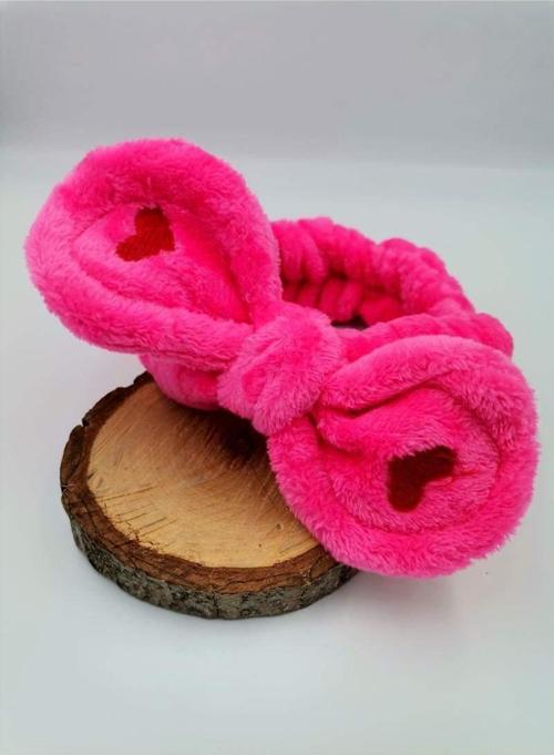 Pembe Kurdelalı Kırmızı Kalpli Bandana