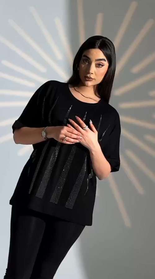 :Oversize Piramit Taş Detaylı Bluz