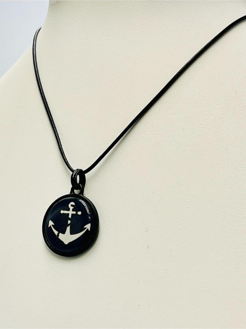 Çapa Figürlü İpli Unisex Kolye