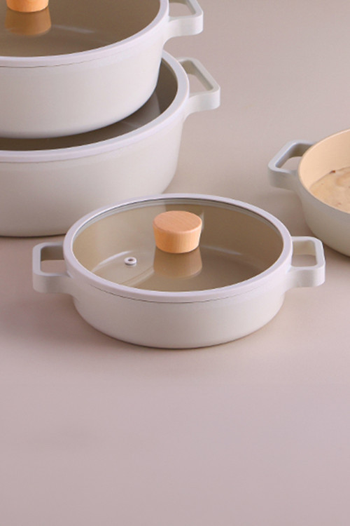 Fika Cam Kapaklı Alüminyum Sahan 18 CM - Bej