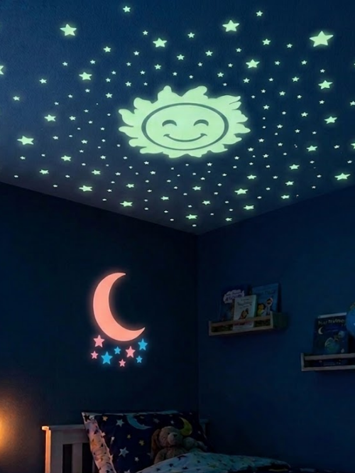 Güneş Ay Figürlü Renkli Yıldızlı Fosforlu Duvar Süsü Gece Parlayan