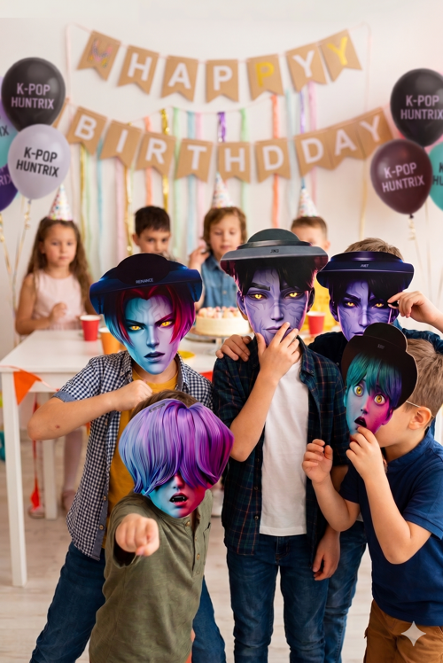 K Pop Saja Boys Huntrix Demon Hunters Karton Maske 6'lı Parti Doğum Günü Maske Seti
