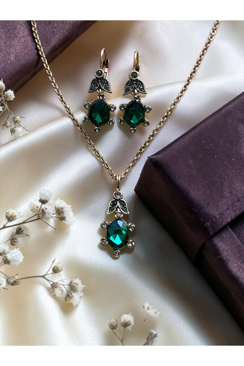 Oval Kristal Taşlı Kolye ve Küpe Seti