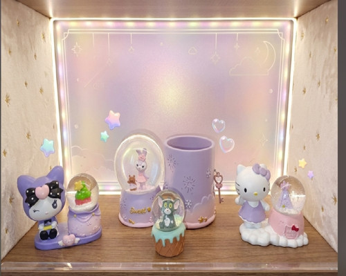 Kuromi, Hello Kitty ve Tom Bir Arada! Tavşanlı Kalemlikli 4’lü Hediye Seti