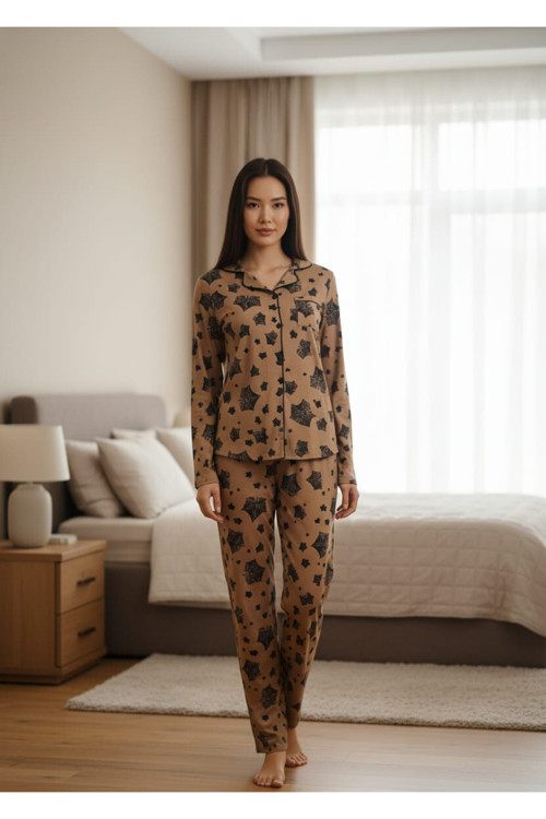 Kadın Pamuklu Yaprak Desenli Boydan Düğmeli Likralı Pijama Takım