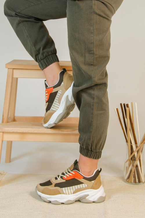 Nude Kalın Taban Renk Detaylı Kadın Sneaker