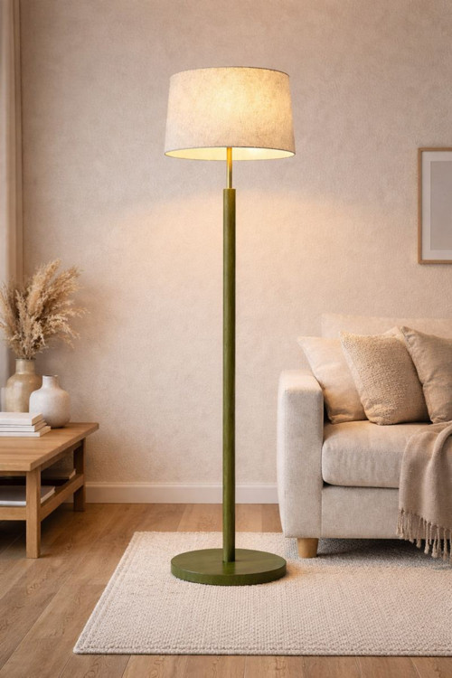 VISBY Zeytin Yeşili Modern Lambader – Soft Işık, Minimal Tasarım, Premium Salon Aydınlatma