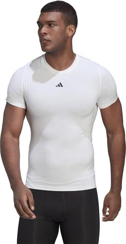 adiad Erkek T-shirt HK2335