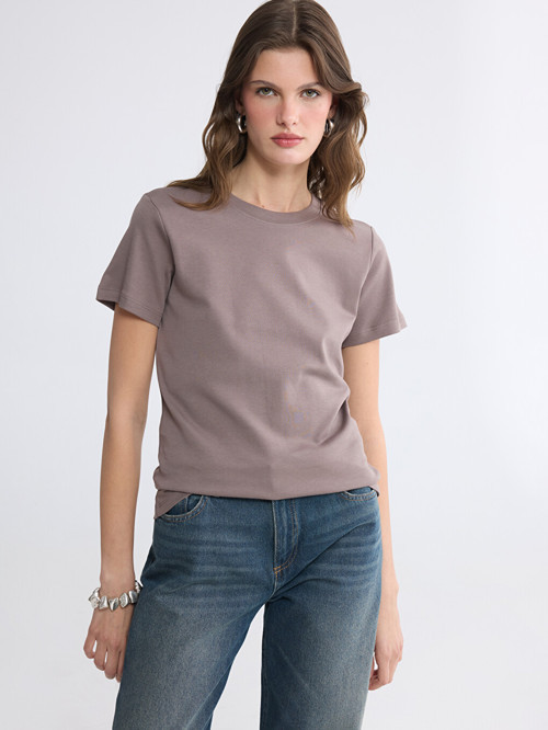 Basic Kahverengi Tişört