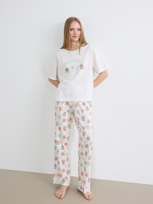Young Ekru Pijama Takımı