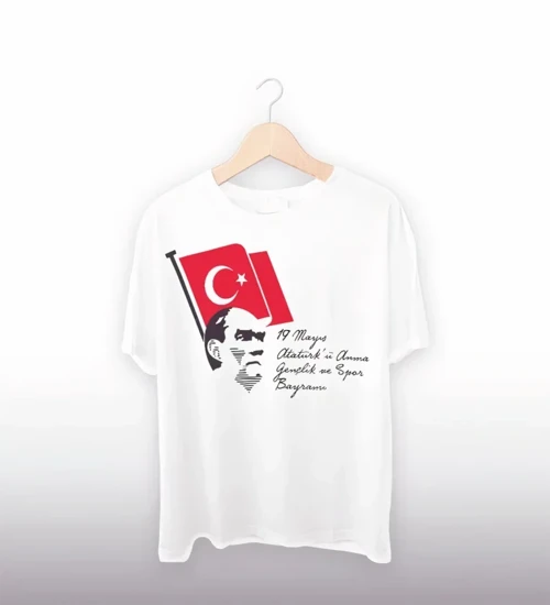 19 Mayıs Atatürkü Anma Gençlik Ve Spor Bayramı Baskılı Oversize T-shirt - Beyaz