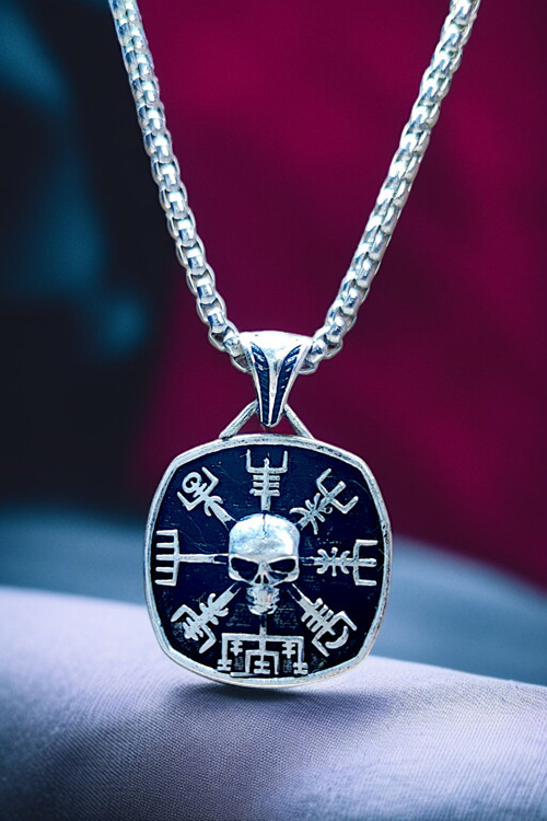 Ak Store Silver Gümüş Kaplama K-142 Paslanmaz Kromix Erkek Madalyon İskandinav Viking Vegvisir Koruma Sembolleri
