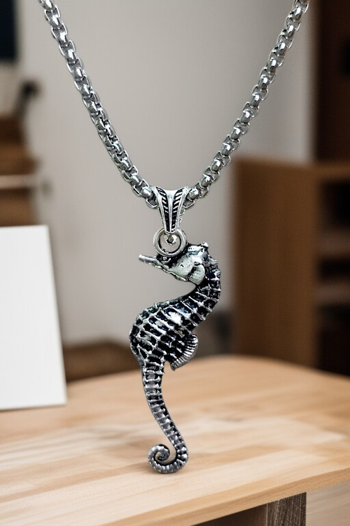 Ak Store Silver Gümüş Kaplama K-172 Paslanmaz Kromix Erkek Kolye Madalyon Deniz Atı