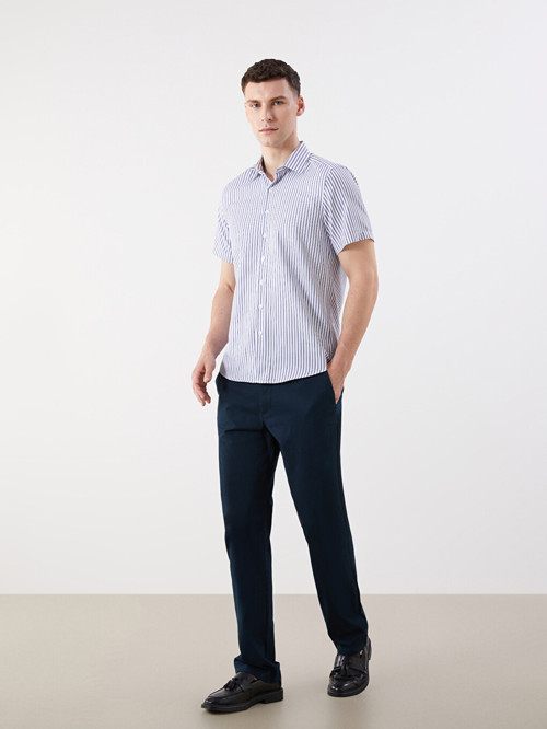 LCWAIKIKI Classic Lacivert Standart Kalıp Gabardin Erkek Chino Pantolon