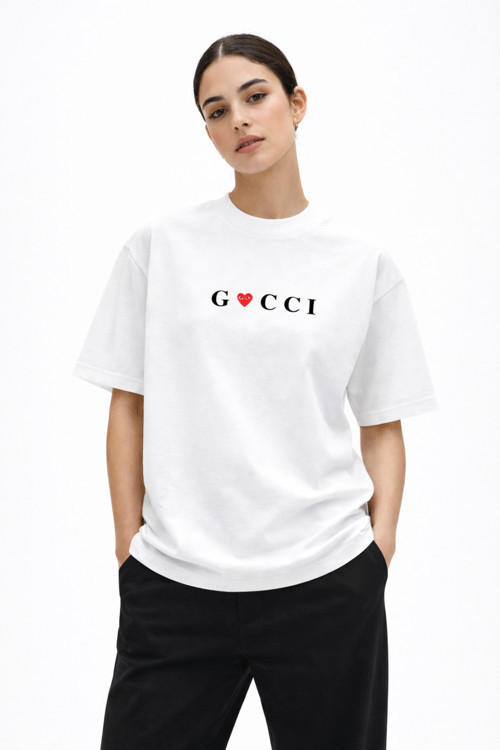 UNİSEX GUCİİ COMME DES GARÇONS LOGO YAZILI ÖN BASKILI OVERSİZE KALIN KUMAŞ BOL KESİM PAMUKLU T-SHİRT