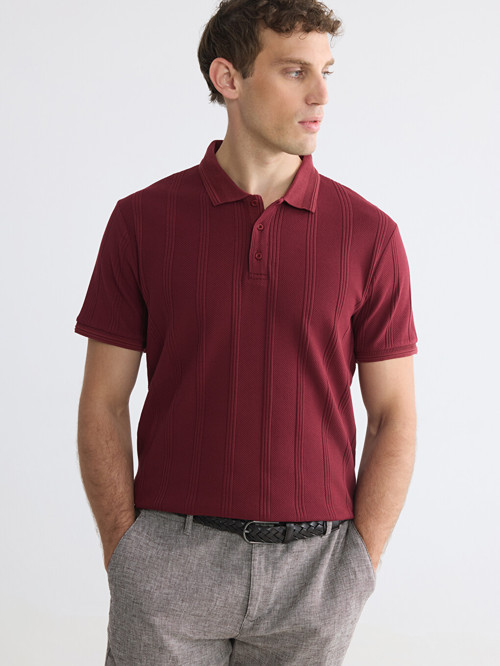 LCWAIKIKI Classic Kırmızı Polo Yaka Dokulu Erkek Tişört